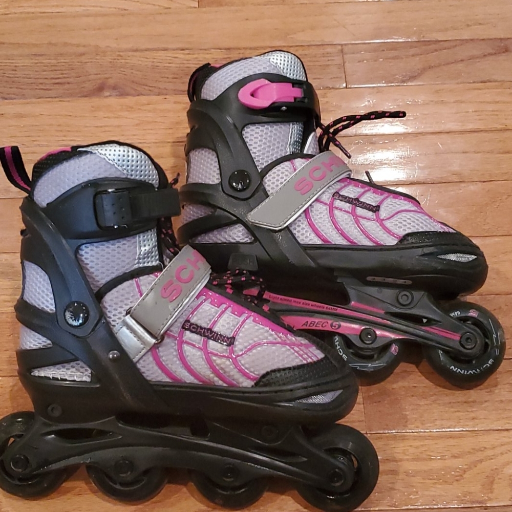 EUC Girls Schwinn Rollerblades
